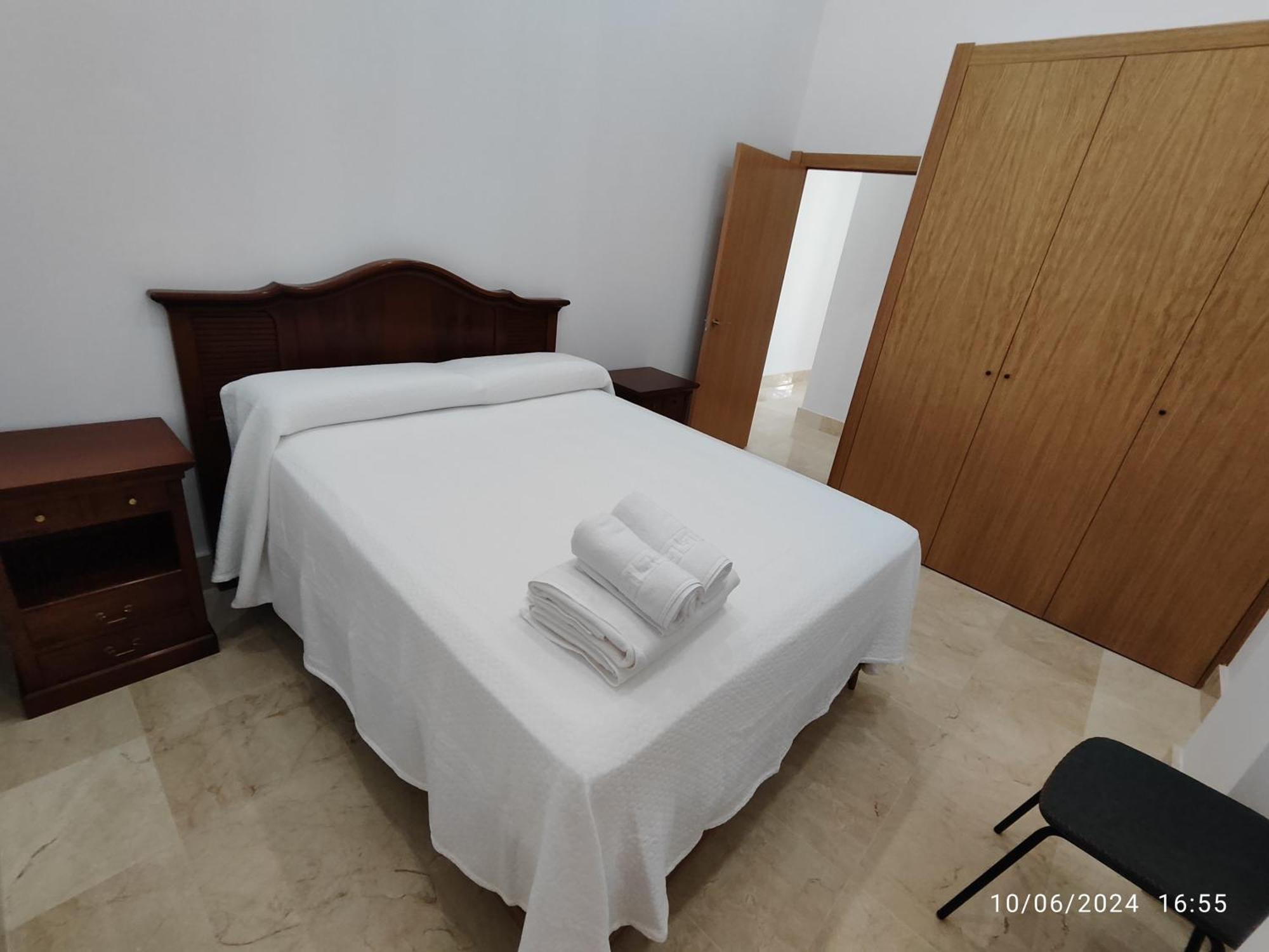 Apartamentos Luxury Playa Victoria Cadiz Exterior photo
