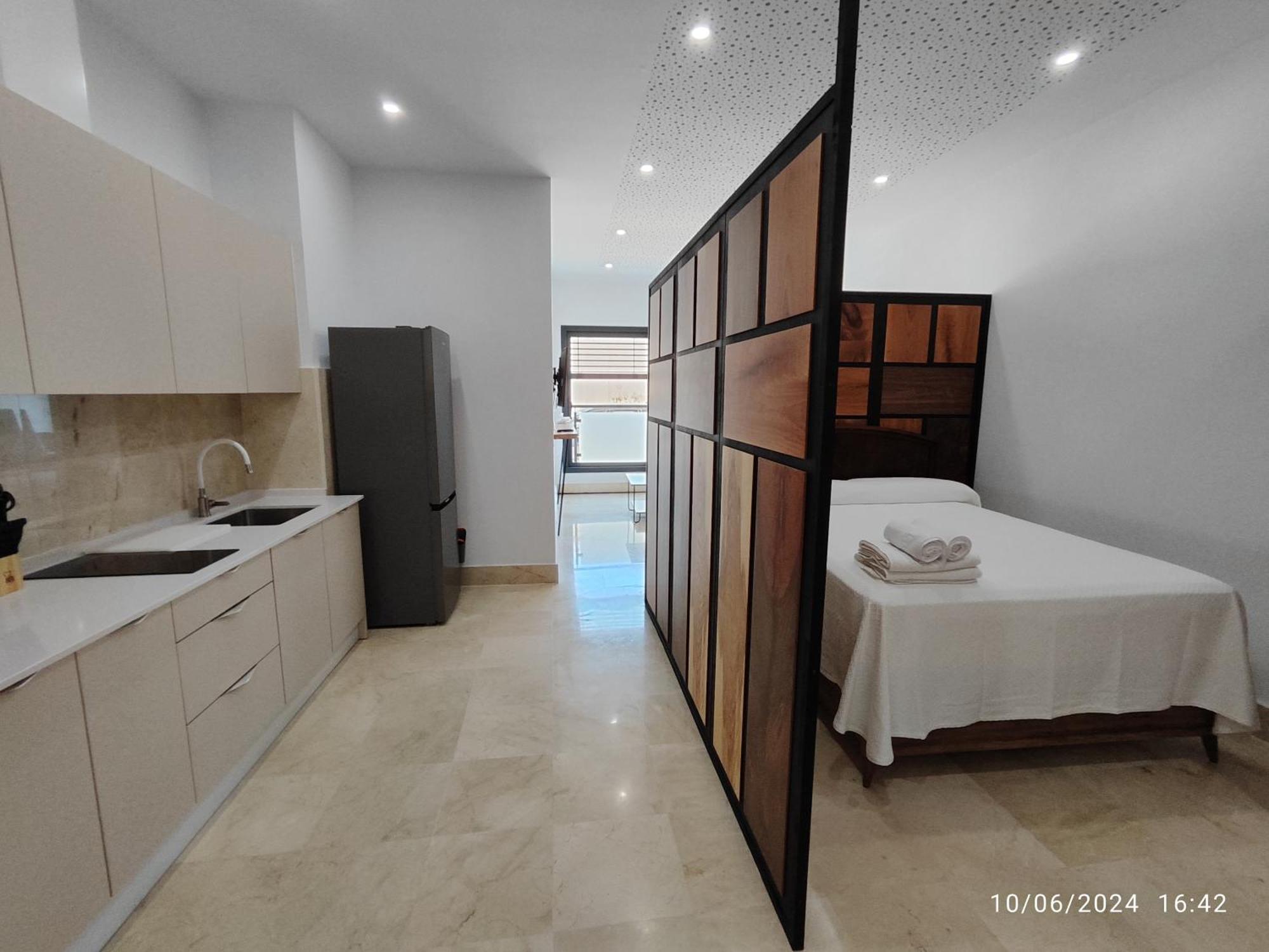 Apartamentos Luxury Playa Victoria Cadiz Exterior photo